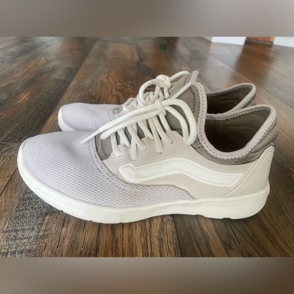 Vans Shoes - Vans Off The Wall White Sneakers